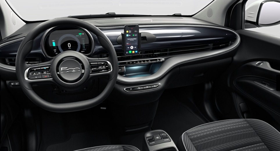 fiat 500 interieur.jpg